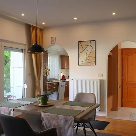 Holiday home Nyugi-lak *