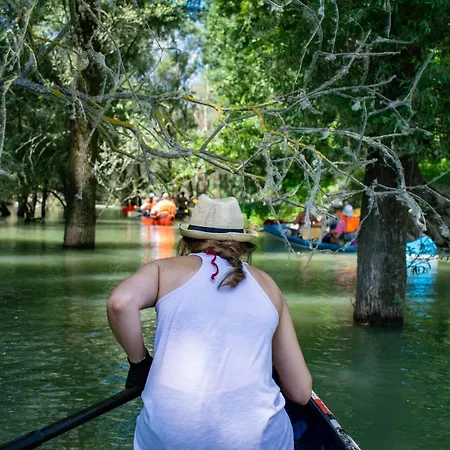 펜션 Nyugi-lak Lipót